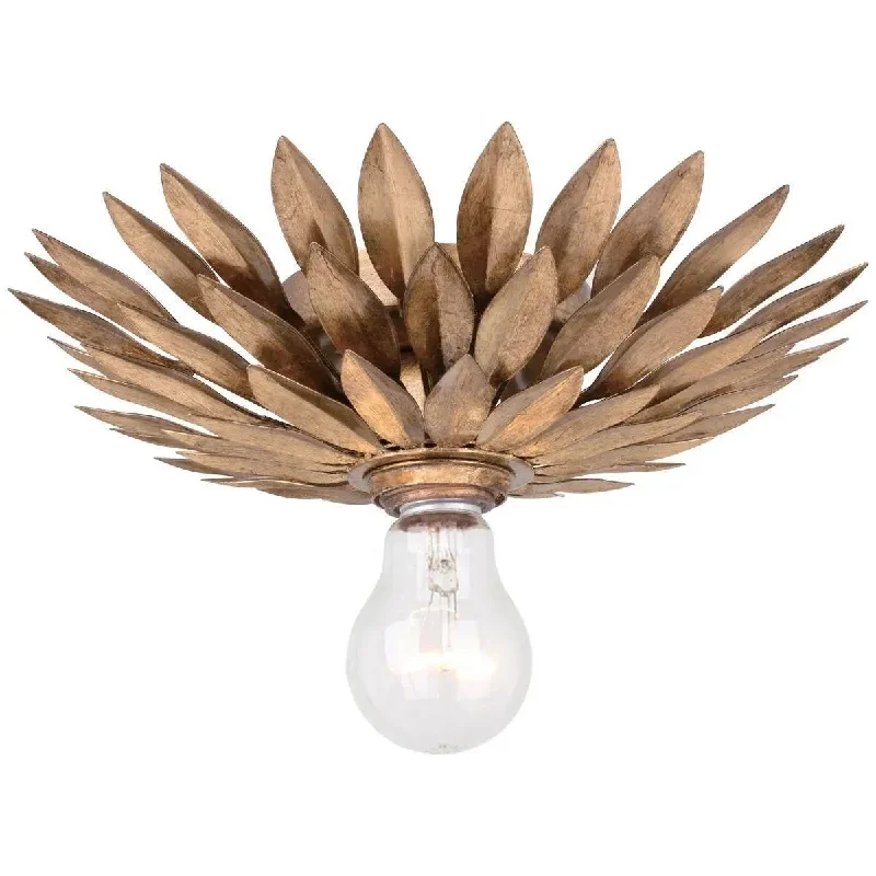 White track lighting for a clean lookBroche Wall Sconce - 500