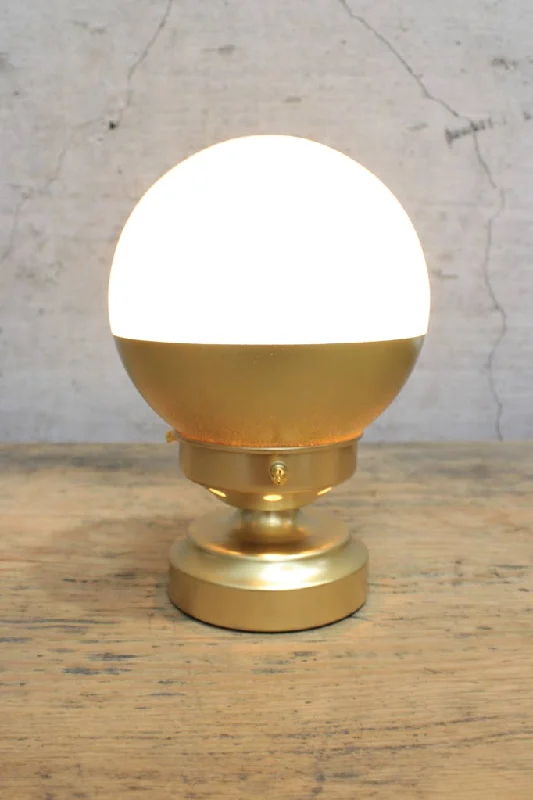 metal table lamps with a matte black finish for a sleek appearancemetal table lamps with a matte black finish for a sleek appearanceCrown Sphere Lamp metal table lamps with a matte black finish for a sleek appearancemetal table lamps with a matte black finish for a sleek appearanceCrown Sphere Lamp